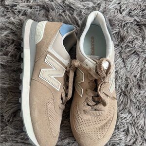 New Balance Tan and Blue Women's Sneakers